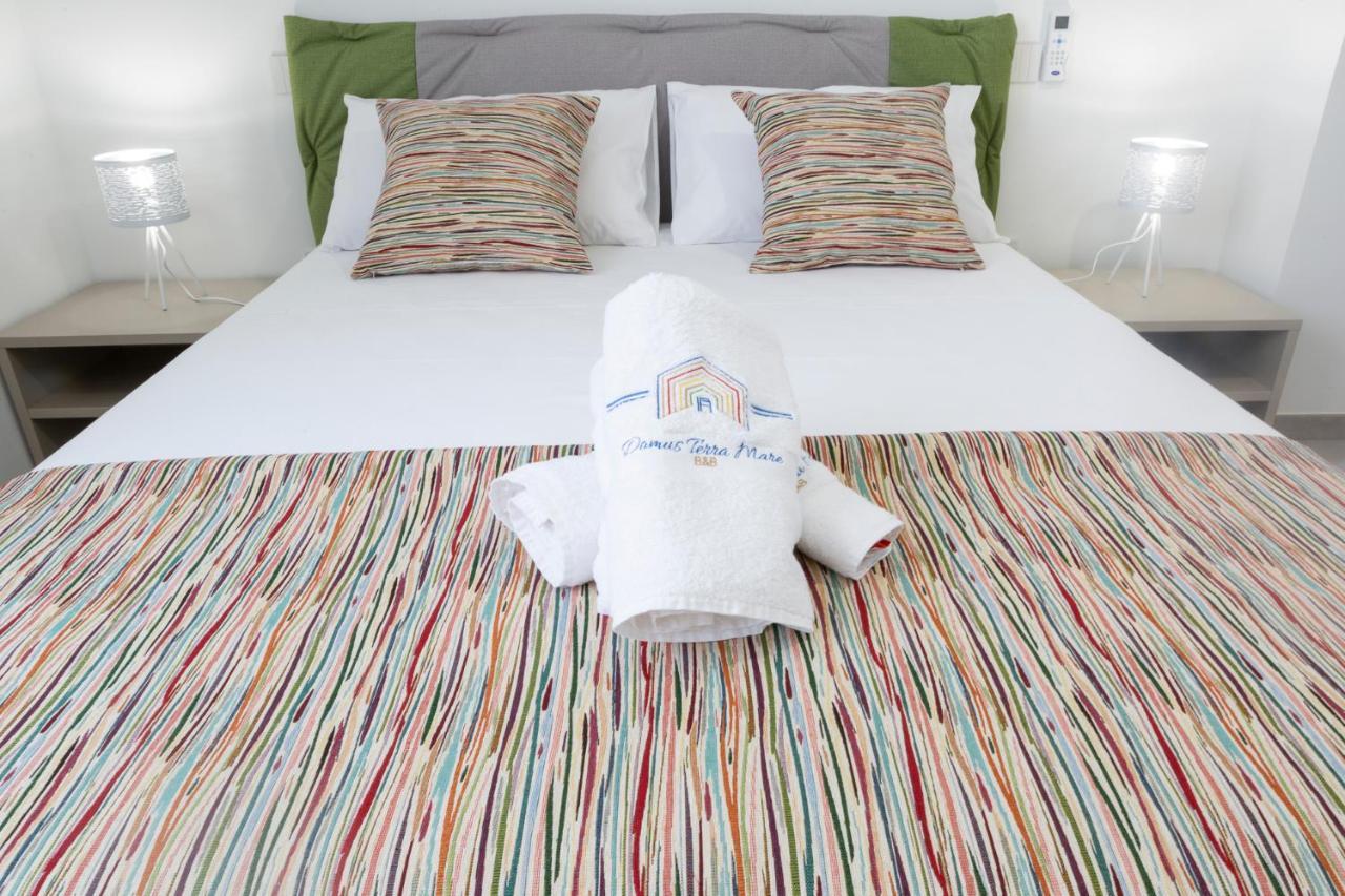 Bed and Breakfast Domus Terra Mare Torre San Giovanni Exterior foto