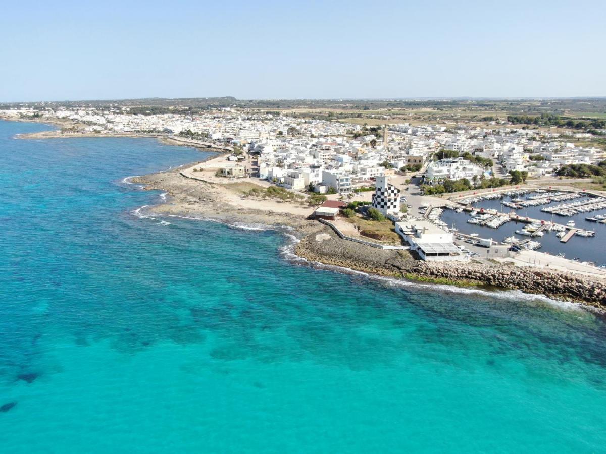 Bed and Breakfast Domus Terra Mare Torre San Giovanni Exterior foto