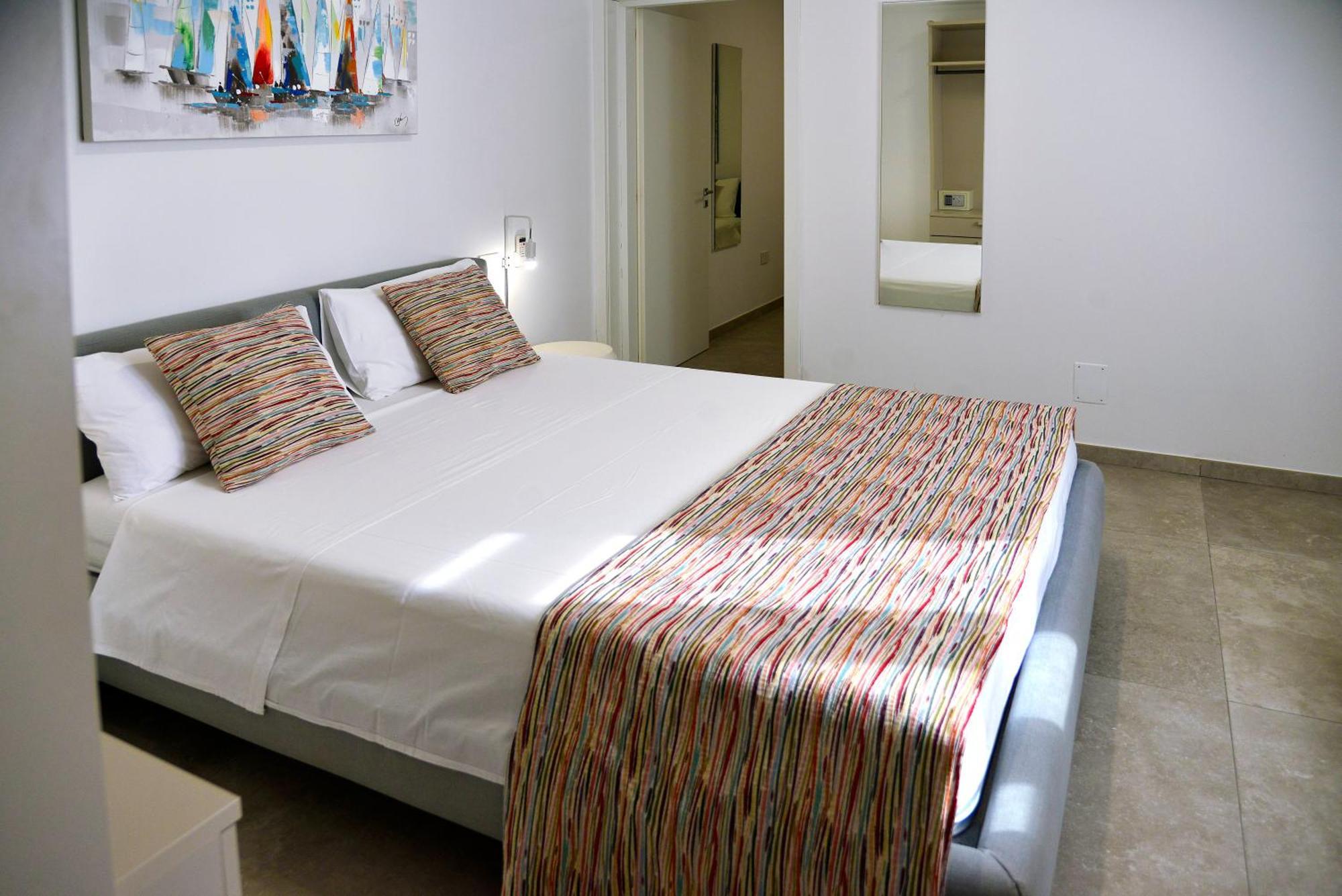 Bed and Breakfast Domus Terra Mare Torre San Giovanni Exterior foto