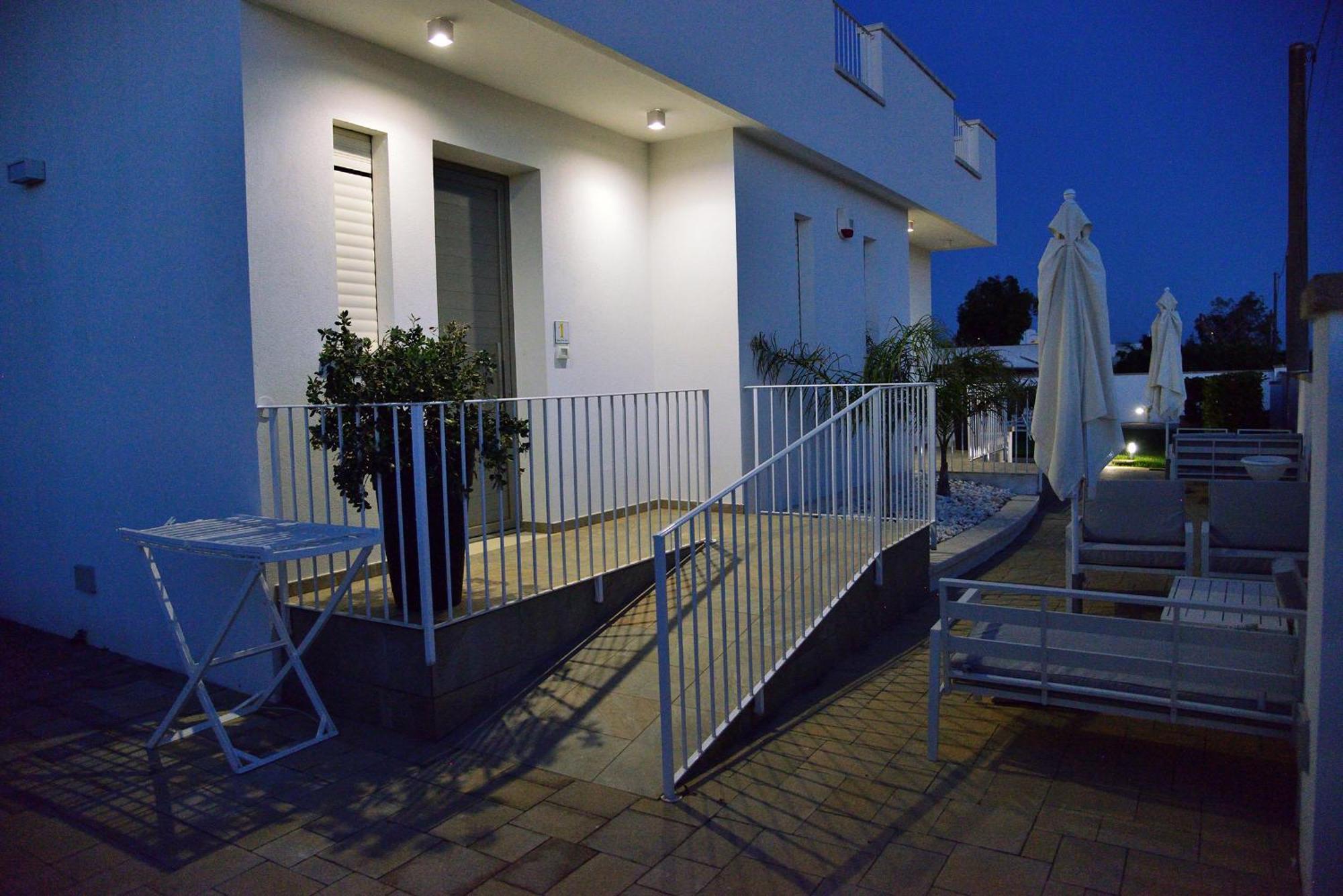 Bed and Breakfast Domus Terra Mare Torre San Giovanni Exterior foto