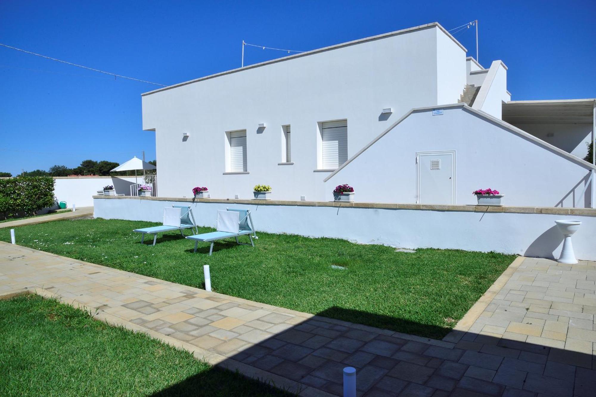Bed and Breakfast Domus Terra Mare Torre San Giovanni Exterior foto
